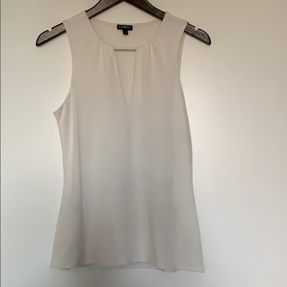 Express, sleeveless top, v cut out, Medium
